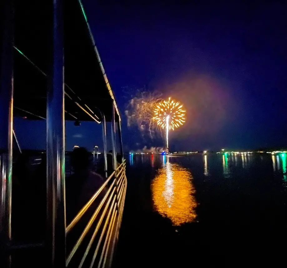Private Sunset & Fireworks Cruise - 6p