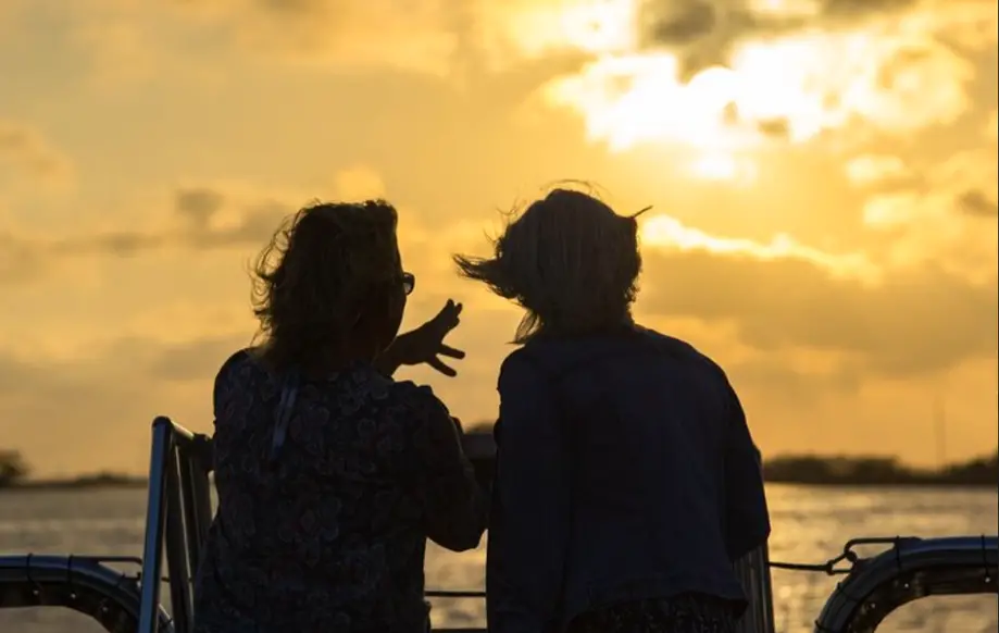 SCM PVT Sunset Dolphin Cruise 16pk